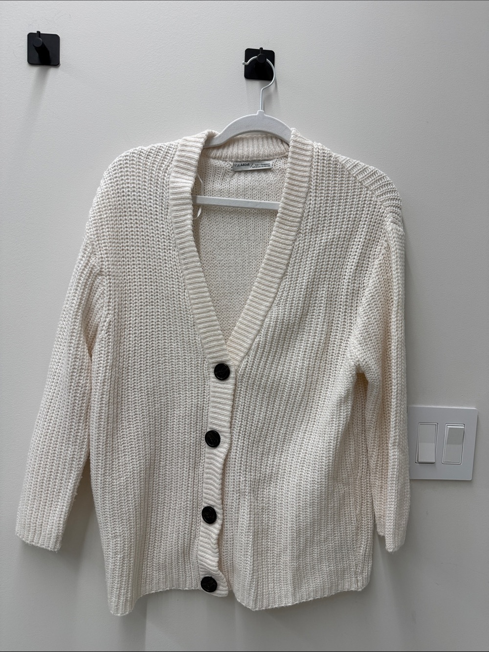 Pull&Bear Cream Knit Button Cardigan